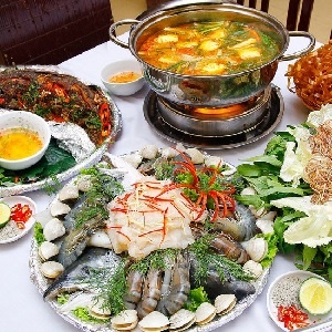 Lẩu hải sản